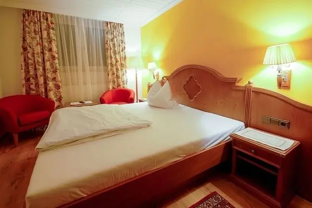 Tek Büyük Yataklı Oda (Landhaus Modern)