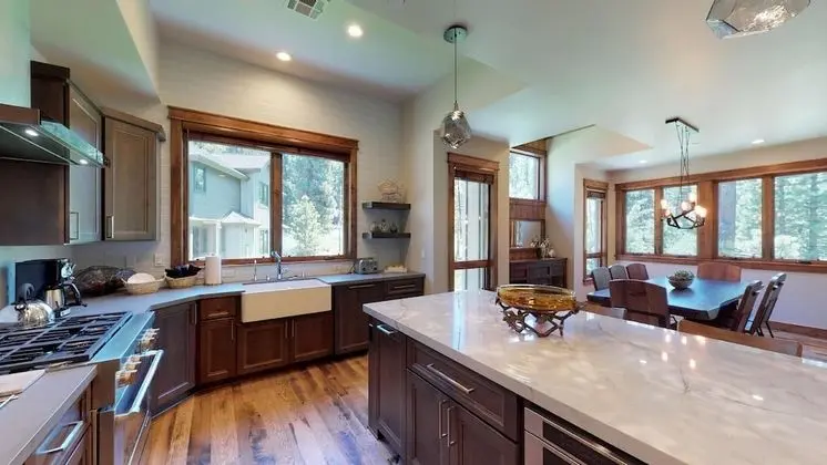 Standard Villa, 4 Yatak Odası, Sigara İçilmez (4 Bedroom Villa with Hot Tub)