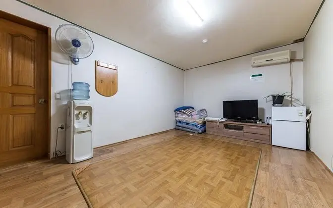 Oda (Ondol room)
