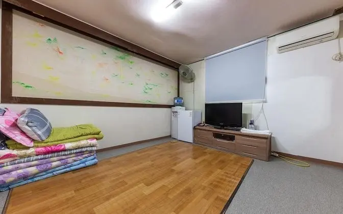 Oda (Ondol room)