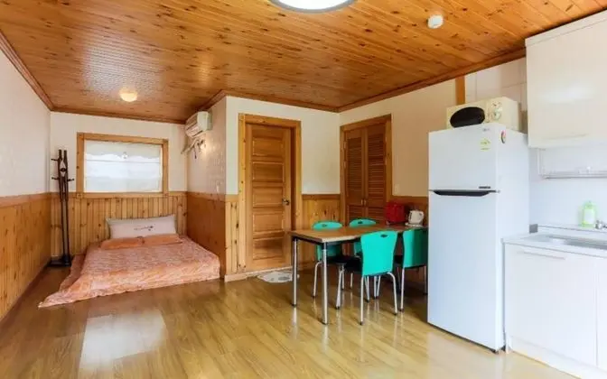 Oda (Dream Room (Studio))