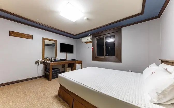 Oda (Standard room A (large room with bath)