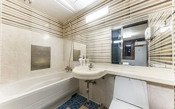 Oda (Standard room A (large room with bath)