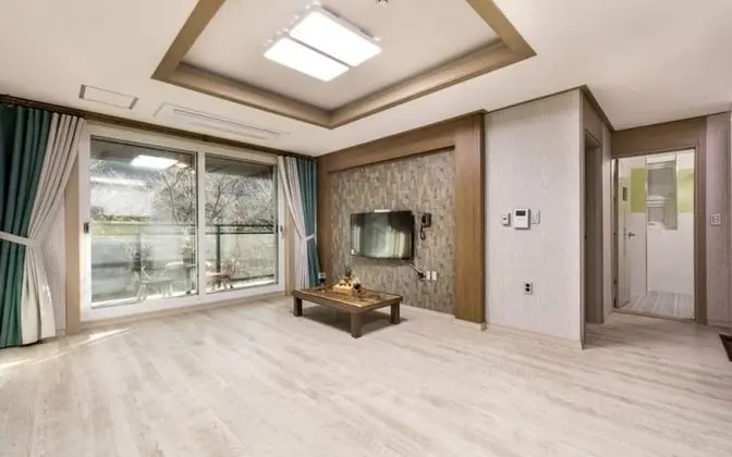 Oda (Room 302 (Living Room + 1 Room))