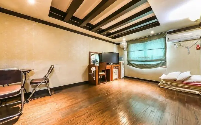 Oda (Ondol Room)
