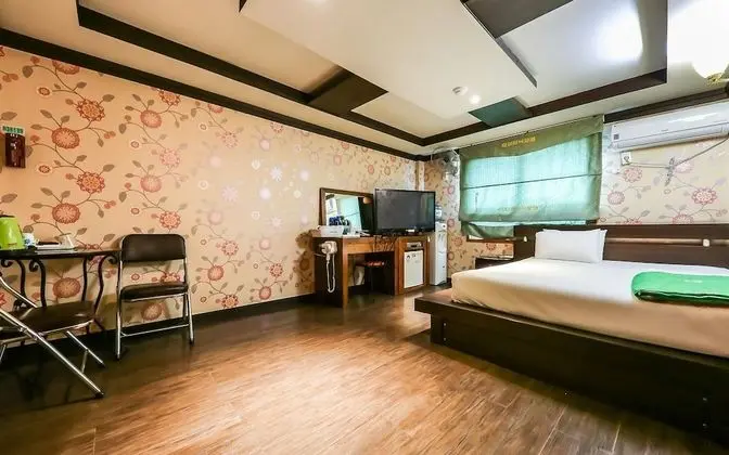 Oda (Standard Room)