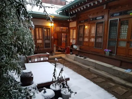 Tek Kişilik Oda, Avlu Manzaralı