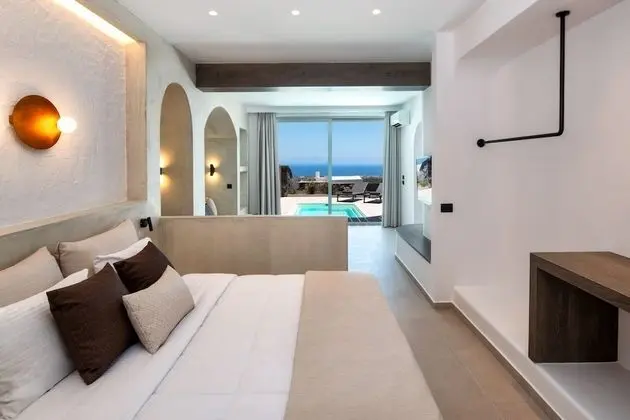 Villa (S)