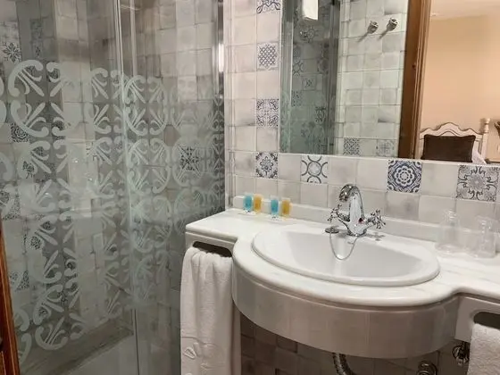 Standard İki Ayrı Yataklı Oda