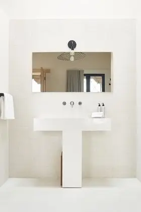 Tek Büyük veya İki Ayrı Yataklı Oda, Bahçe Manzaralı