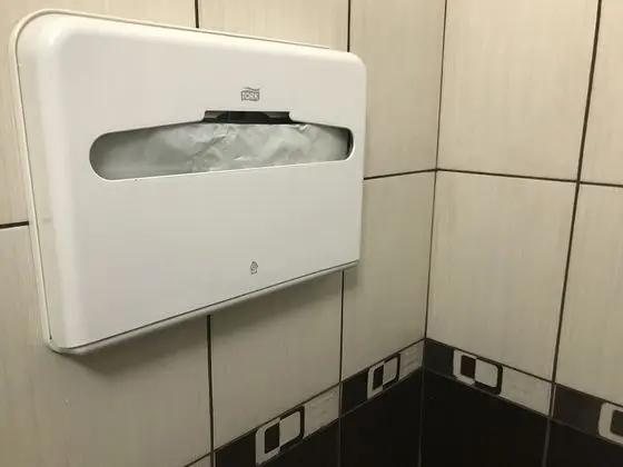 Economy Üç Kişilik Oda, Ortak Banyo