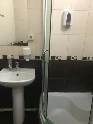 Standard Dört Kişilik Oda, Özel Banyo