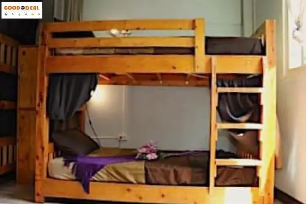 10-Bed Mixed Dormitory (D)