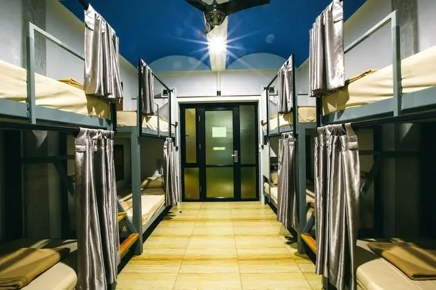 Deluxe Ortak Ranzalı Oda, Karma Ranzalı Oda