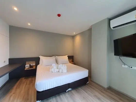 Deluxe Oda (King Bed)