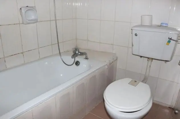 Royal Oda, Sigara İçilmez