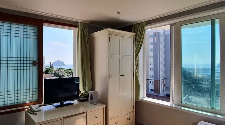 Deluxe Tek Büyük Yataklı Oda, Okyanus Manzaralı