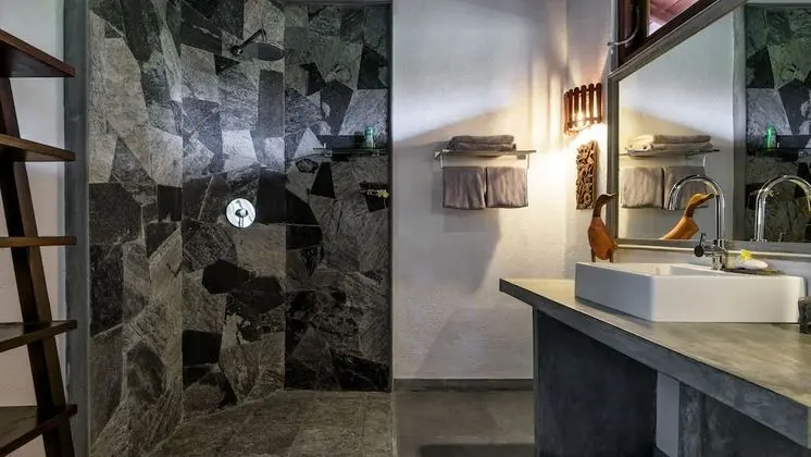Stüdyo, Sigara İçilmez, Okyanus Manzaralı