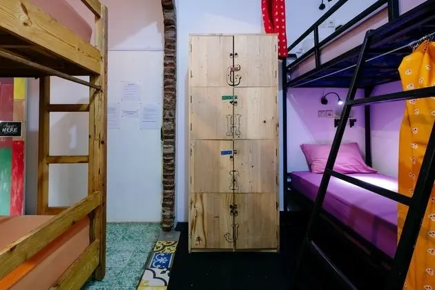 Basic Ortak Ranzalı Oda, Sadece kadınlar için
