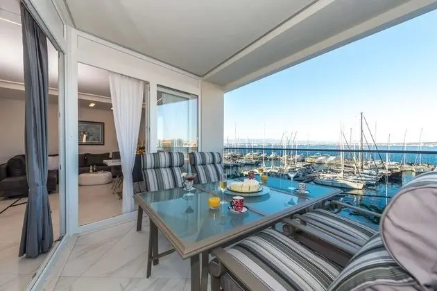 Deluxe Apart Daire, Deniz Manzaralı
