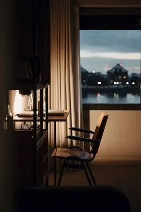 Good Room with Water view (King)