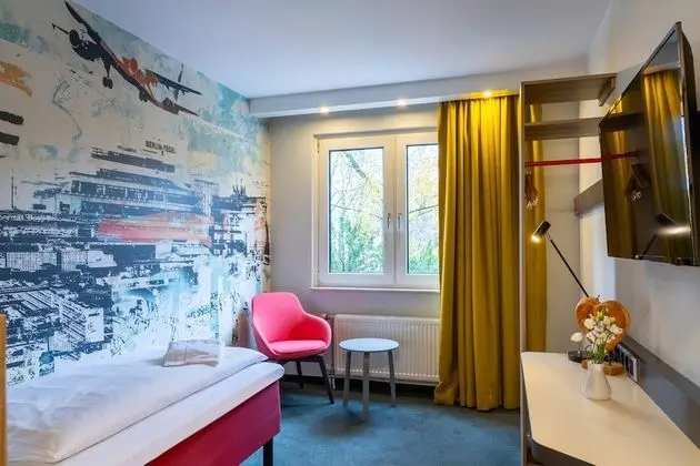 Standard Single Room +