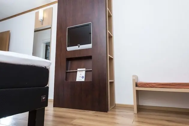 Standard Üç Kişilik Oda