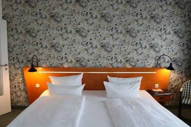 Standard Double Room with Aircondition