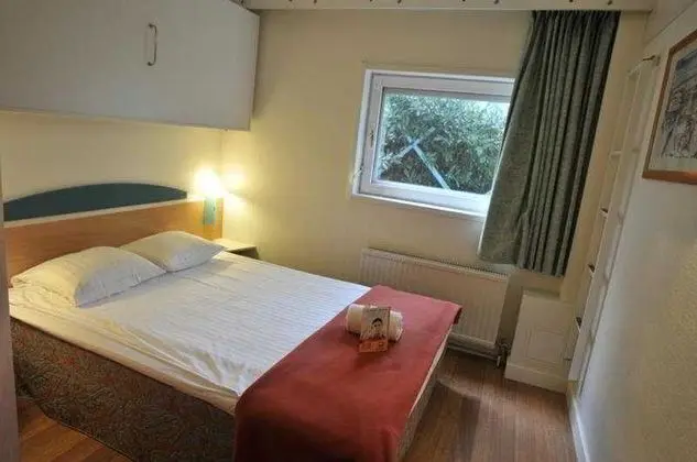 1 Çift Kişilik Veya 2 Tek Kişilik Yatak Standard