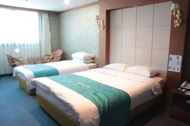 Deluxe İki Ayrı Yataklı Oda