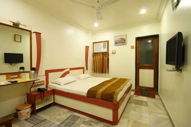 Standard Tek Büyük Yataklı Oda, 1 Tek Kişilik Yatak, Şehir Manzaralı