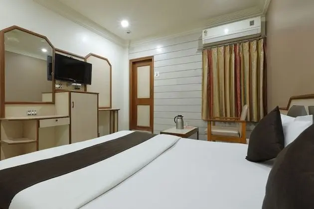 Standard Tek Büyük Yataklı Oda, 1 Tek Kişilik Yatak, Şehir Manzaralı