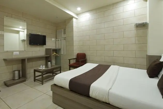 Standard Tek Büyük Yataklı Oda, 1 Tek Kişilik Yatak, Şehir Manzaralı