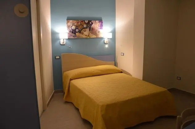 Üç Kişilik Oda, Balkon, Şehir Manzaralı