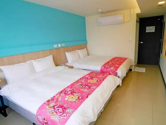 Standard Dört Kişilik Oda, Şehir Manzaralı