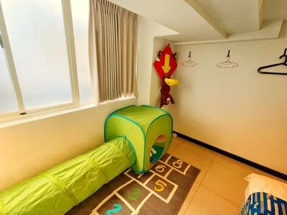 Standard Dört Kişilik Oda, Şehir Manzaralı