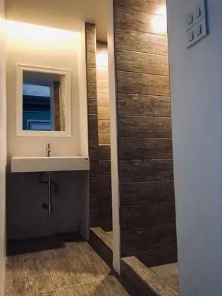 Basic Tek Kişilik Oda, 1 Tek Kişilik Yatak, Sigara İçilmez, Ortak Banyo