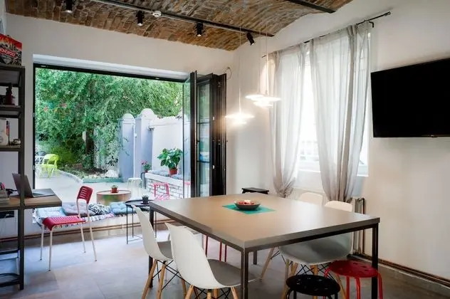Basic Ortak Ranzalı Oda, Karma Ranzalı Oda (12 Beds, External Shared Bathroom)