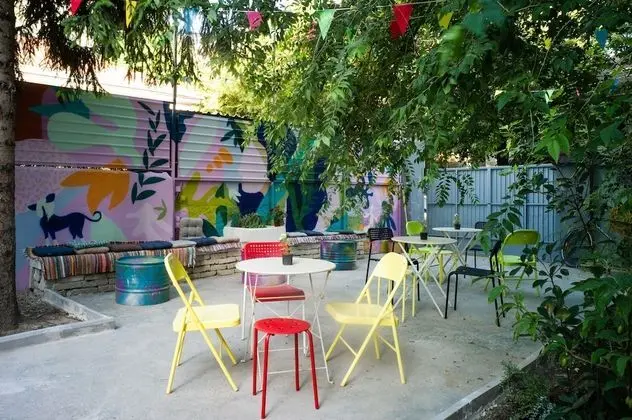 Basic Ortak Ranzalı Oda, Sadece kadınlar için (6 Beds, External Shared Bathroom)
