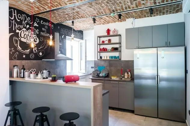 Basic Ortak Ranzalı Oda, Sadece kadınlar için (6 Beds, External Shared Bathroom)