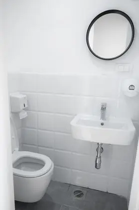 Basic Ortak Ranzalı Oda, Sadece kadınlar için (6 Beds, External Shared Bathroom)