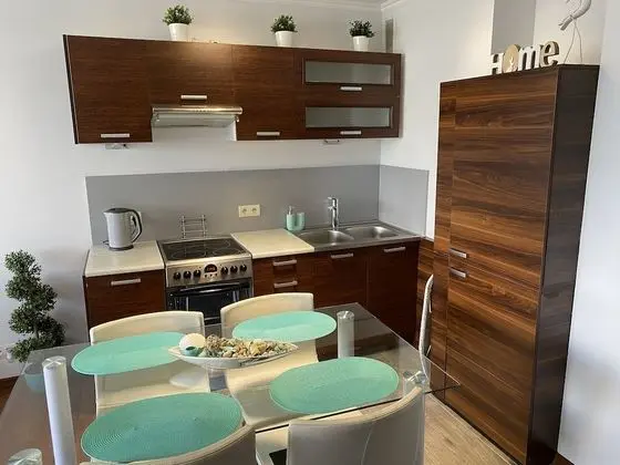 Design Süit, 1 Yatak Odası, Balkon, Şehir Manzaralı (Neon)