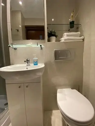 Design Süit, 1 Yatak Odası, Balkon, Şehir Manzaralı (Neon)