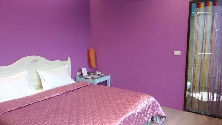Comfort Tek Büyük Yataklı Oda (Purple)