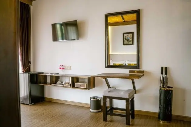 Deluxe Bungalov, 1 Yatak Odası, Balkon, Göl Manzaralı