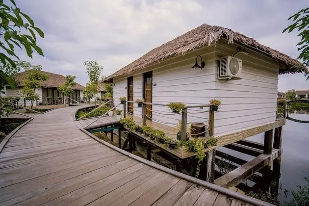 Deluxe Bungalov, 1 Yatak Odası, Balkon, Göl Manzaralı