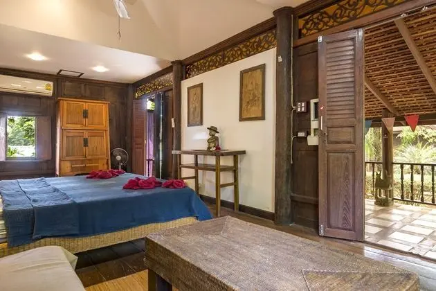 Tropical Bungalow