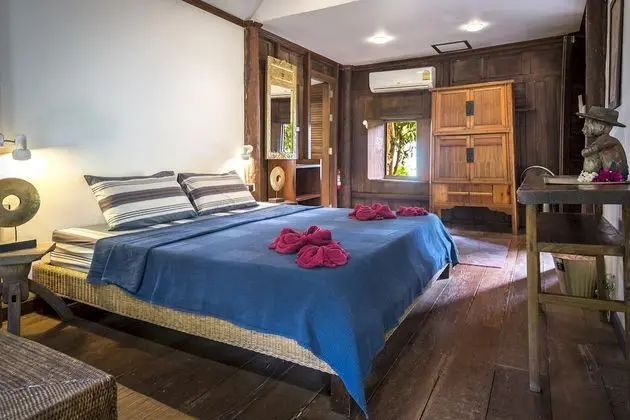 Tropical Bungalow