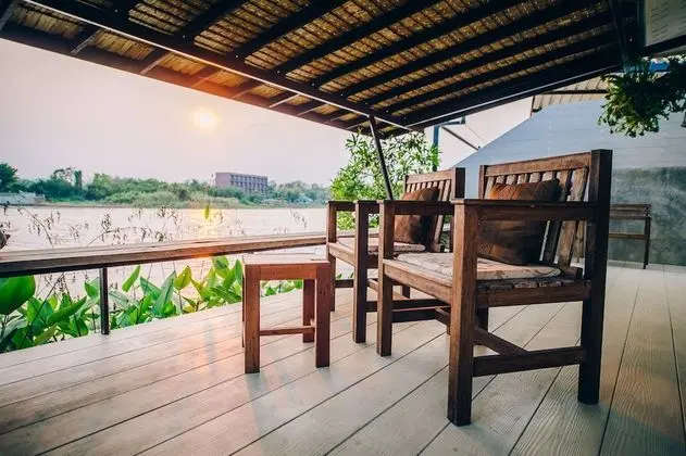 Deluxe double river view