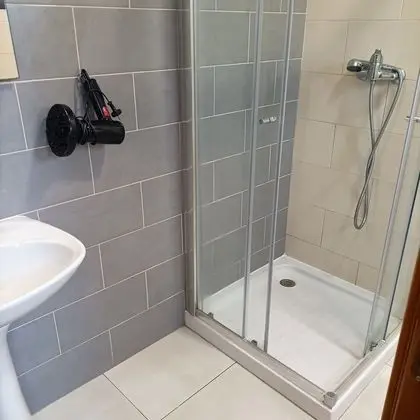 Tek Büyük veya İki Ayrı Yataklı Oda, Özel Banyo